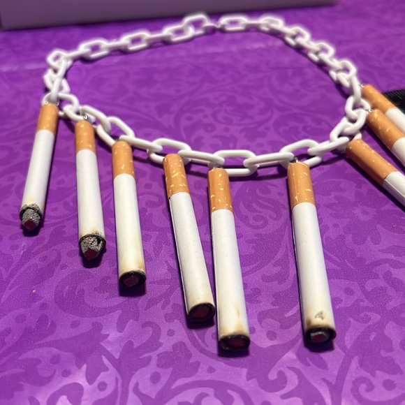 Vintage Strand of Faux Cigarettes 20” White Plastic Chain Necklace - Picture 9 of 9